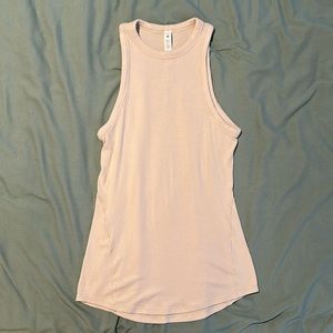 Lululemon tank size 6